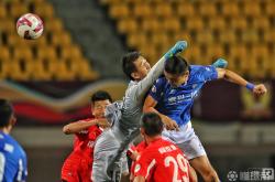 开云下载-国家队全力以赴，赢得难得的胜利