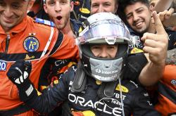 开云平台-迈凯伦逆转索伯车队，佩雷兹高光表现