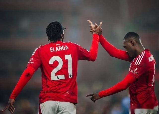 意甲之争:尤文图斯胜阿森纳 意甲之争:尤文图斯胜阿森纳