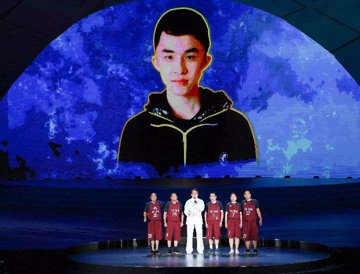 关于球队的精神永不熄灭,留下胜利的足迹的信息 关于球队的精神永不熄灭,留下胜利的足迹的信息