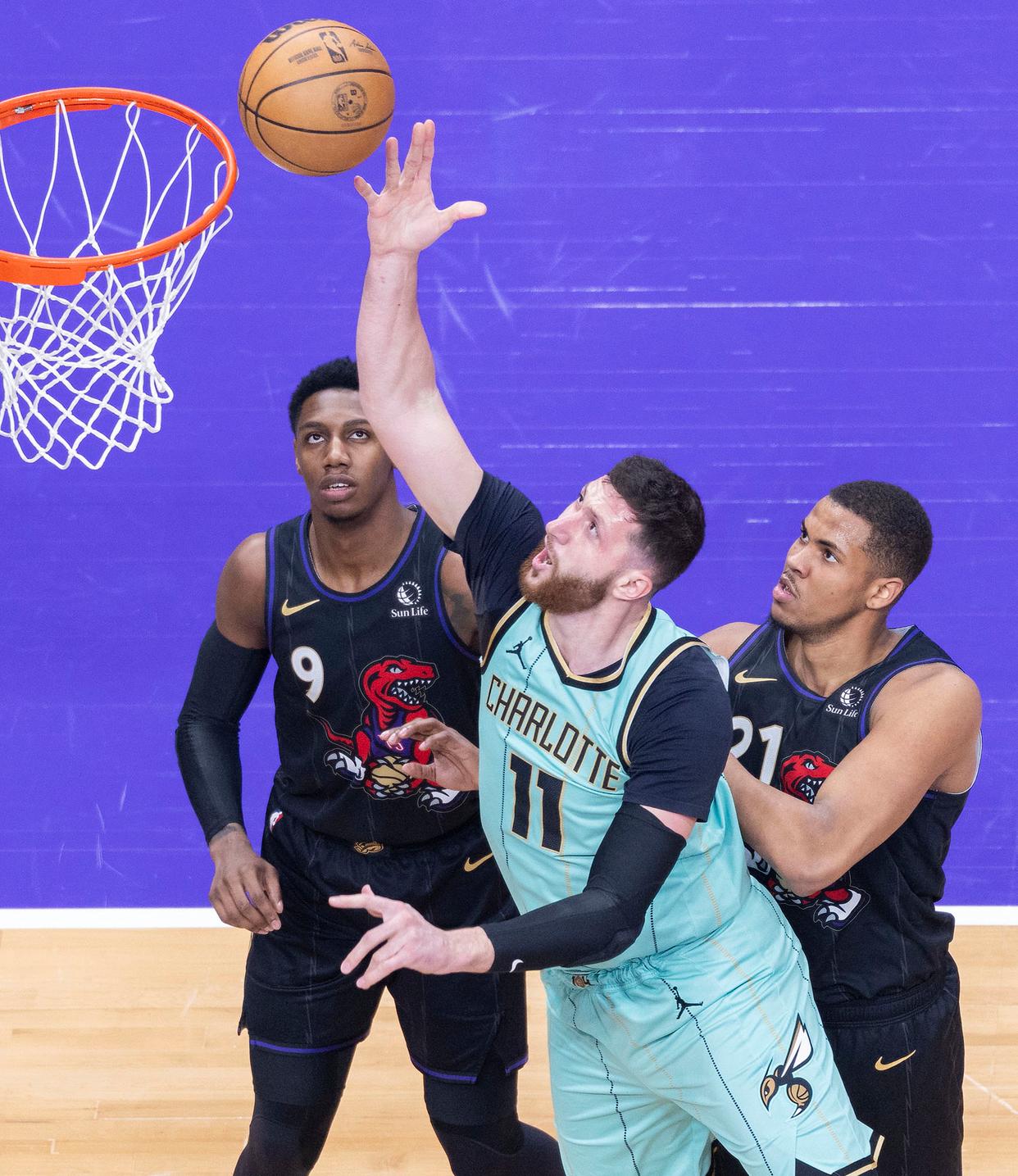 德国男篮完胜黄蜂,杰伦·布朗绝境逆转的简单介绍 德国男篮完胜黄蜂,杰伦·布朗绝境逆转的简单介绍