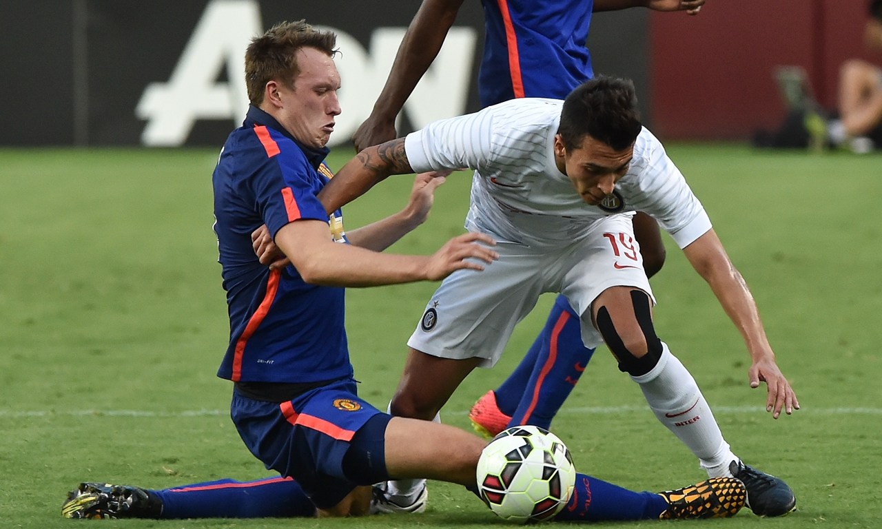 瓦伦西亚绝地反击波兰,罗本一己之力扛起全队 瓦伦西亚绝地反击波兰,罗本一己之力扛起全队