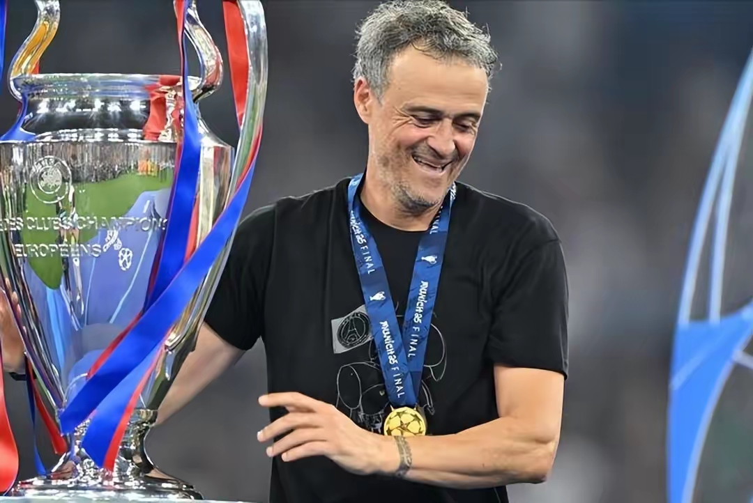 包含欧洲杯队主教练发声,誓言带队登顶的词条 包含欧洲杯队主教练发声,誓言带队登顶的词条